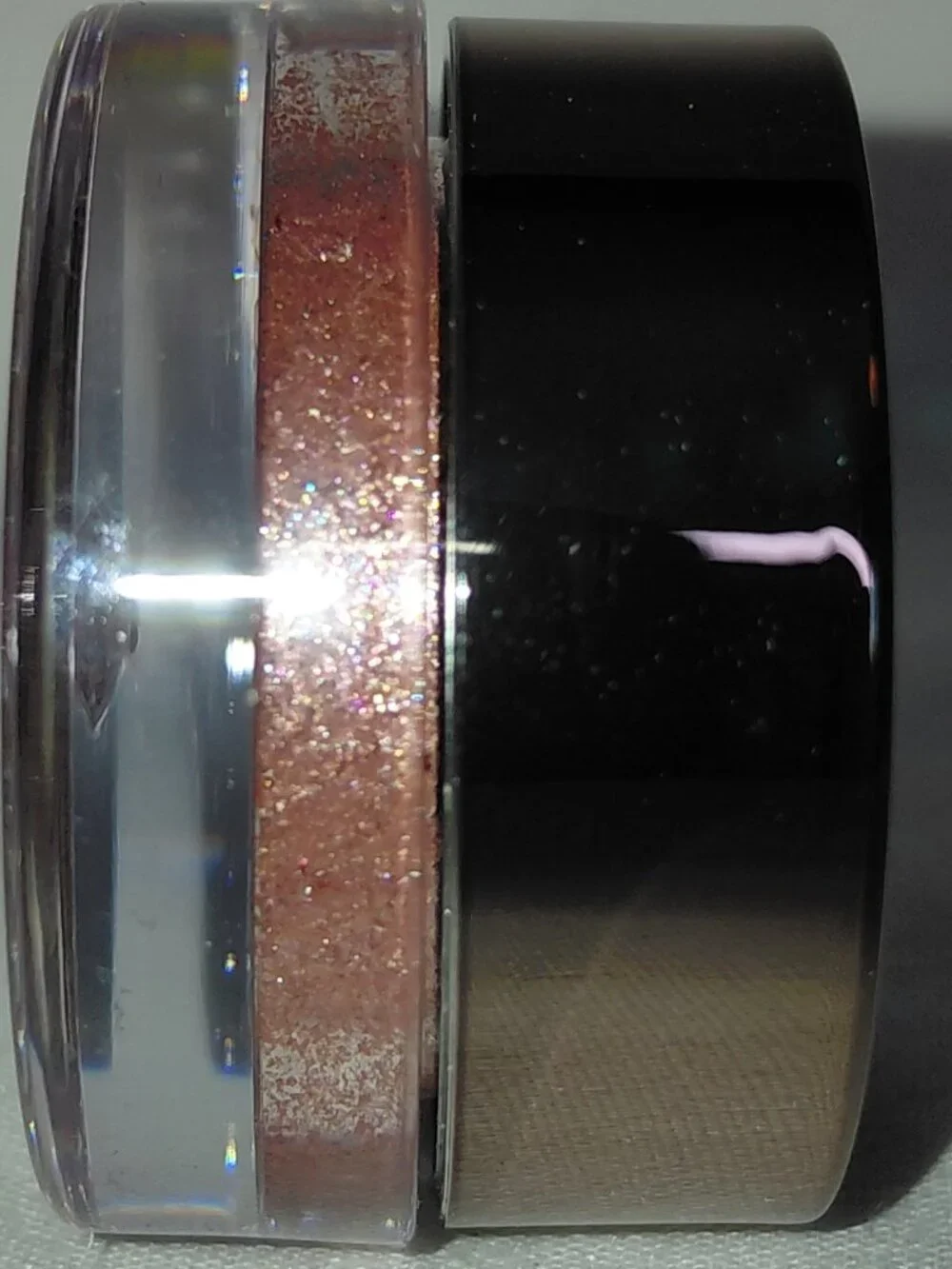Bodyography - Glitter Pigments in Eclipse (Burgundy/Pink)
